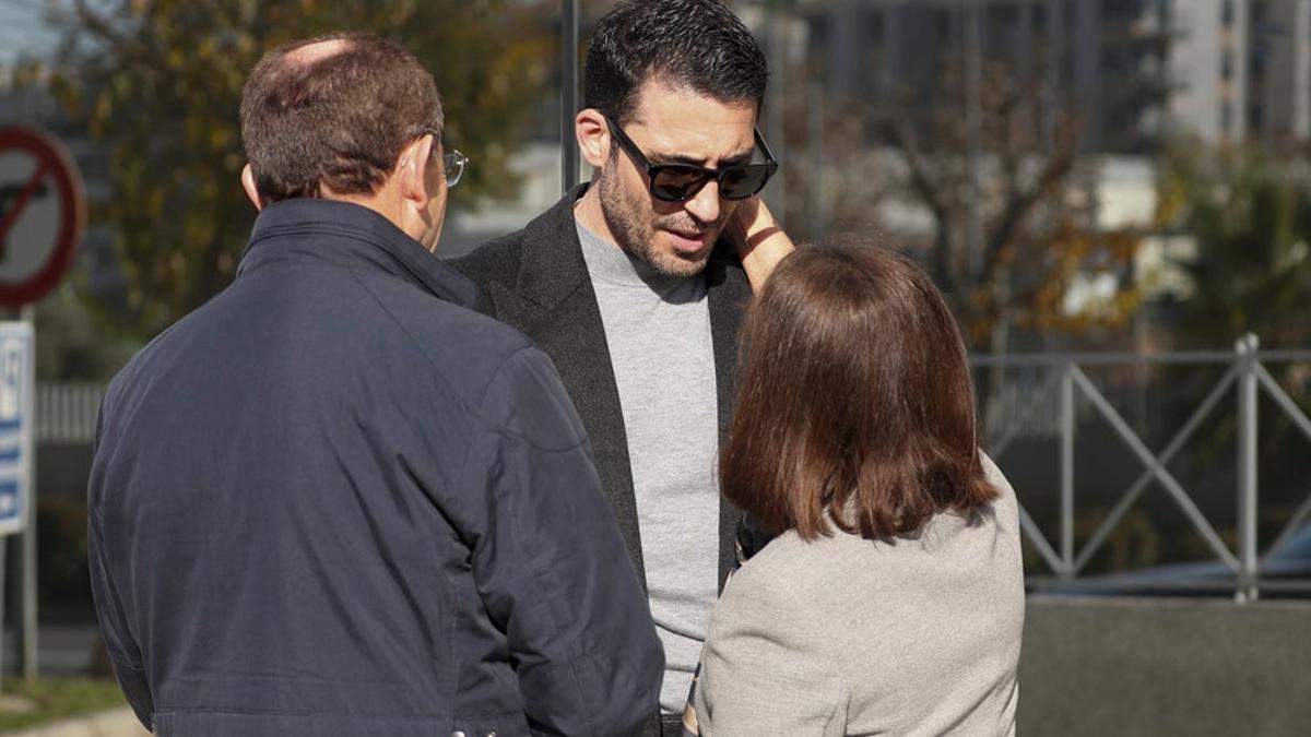 Miguel Ángel Silvestre, emocionado tras la muerte de su padre