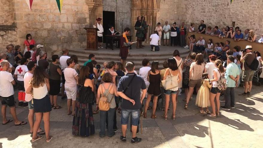 La Fira Medieval concluye tras recibir 18.000 turistas