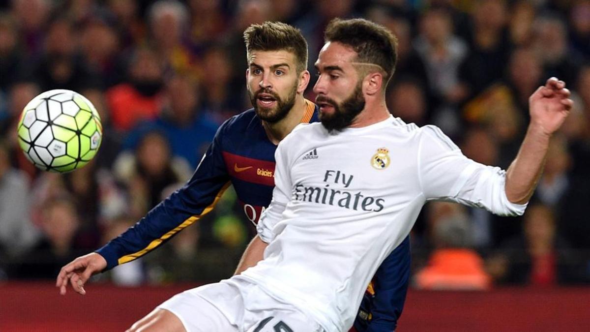 Dani Carvajal y Gerard Piqué, hace dos temporadas en el Camp Nou