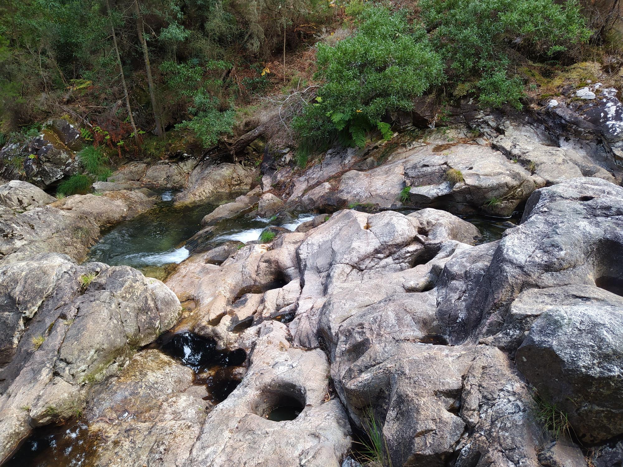 Rutas en Pontevedra: Recorremos las Pozas de Loureza, en Oia