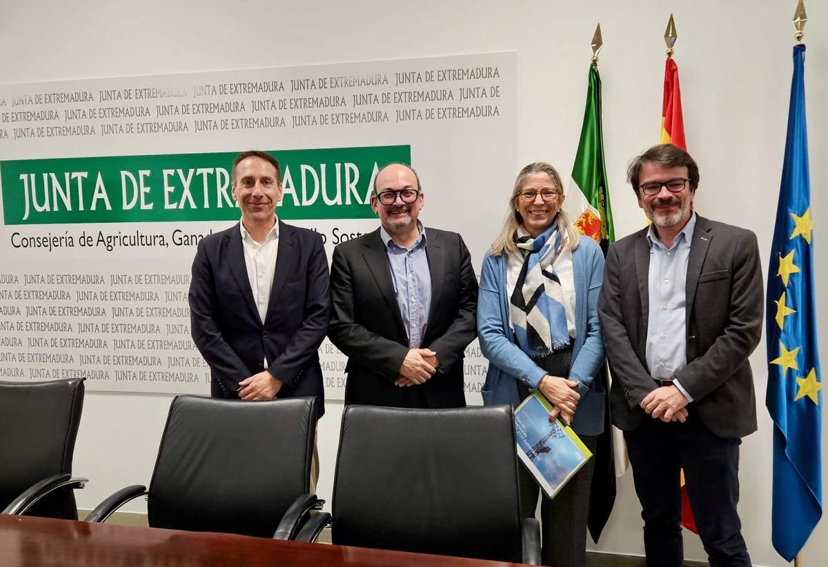 Reunión de  i-DE con la Junta de Extremadura