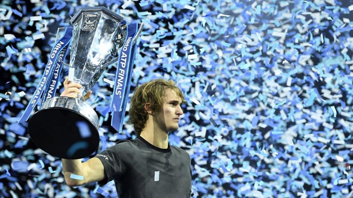 Zverev ganó la final del ATP en Londres 2018 ante Djokovic