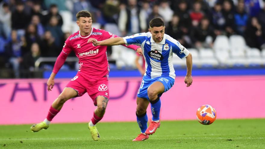 Yeremay durante el partido del Deportivo ante el Tenerife en Riazor Yeremay durante el partido del Deportivo ante el Tenerife en Riazor