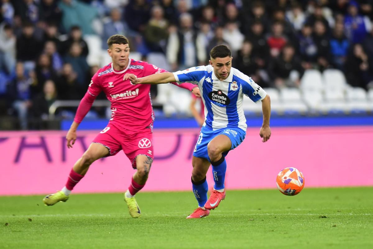 Yeremay durante el partido del Deportivo ante el Tenerife en Riazor