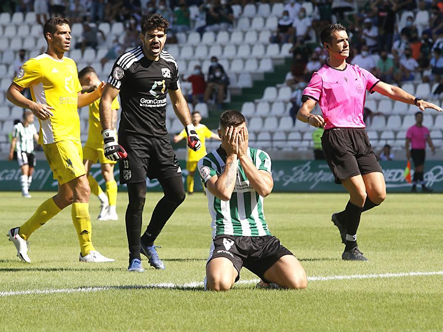 Las imágenes del Córdoba CF-UD San Fernando