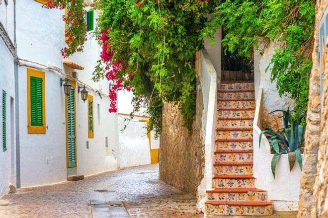 9. Barrio de Dalt Vila (Ibiza)