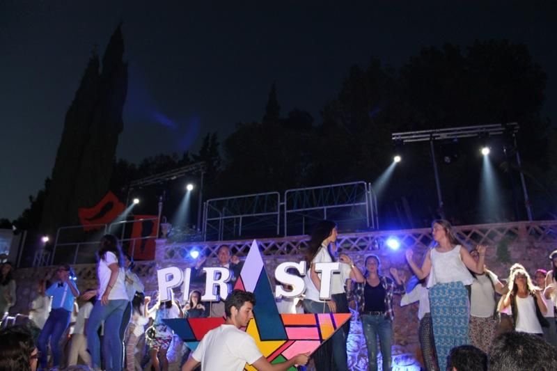 El colegio Las Esclavas representa 'Jesucristo Superstar'