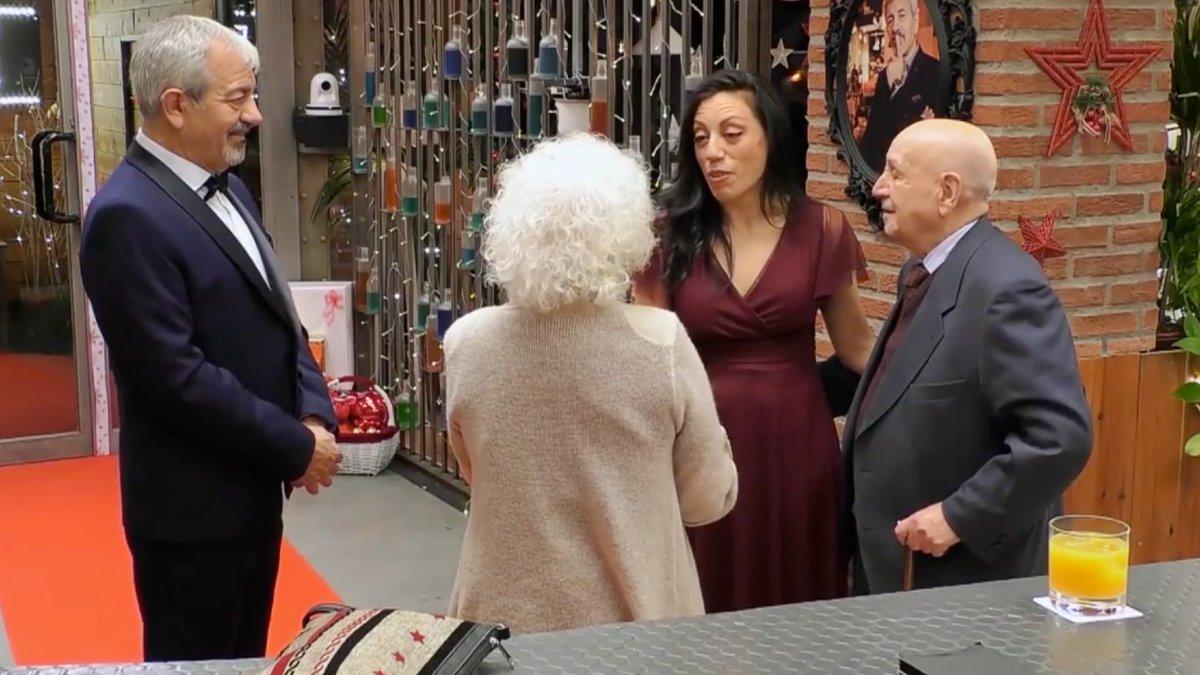 Carlos Sobera, Estrella, Miriam y Alejandro en 'First Dates'