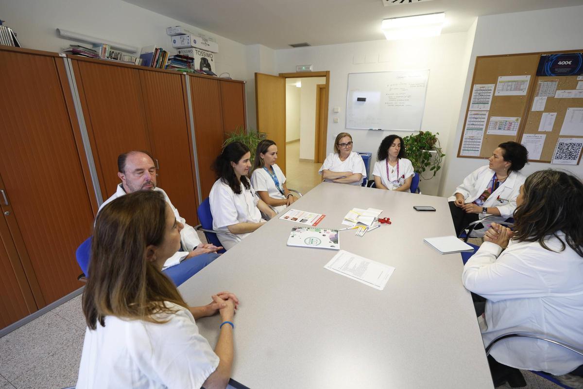 Profesionales sanitarios, en el Hospital.