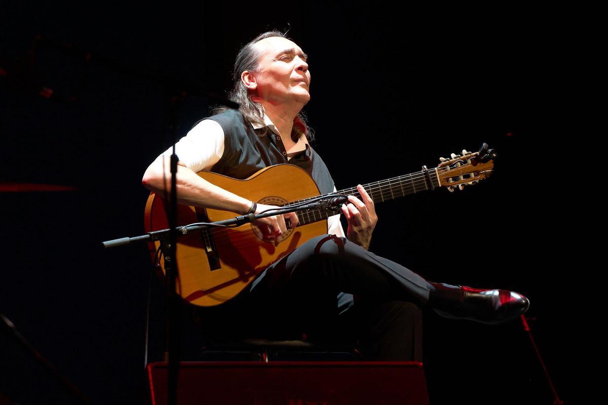 Vicente Amigo, durante su actuación en el teatro de la Maestranza.