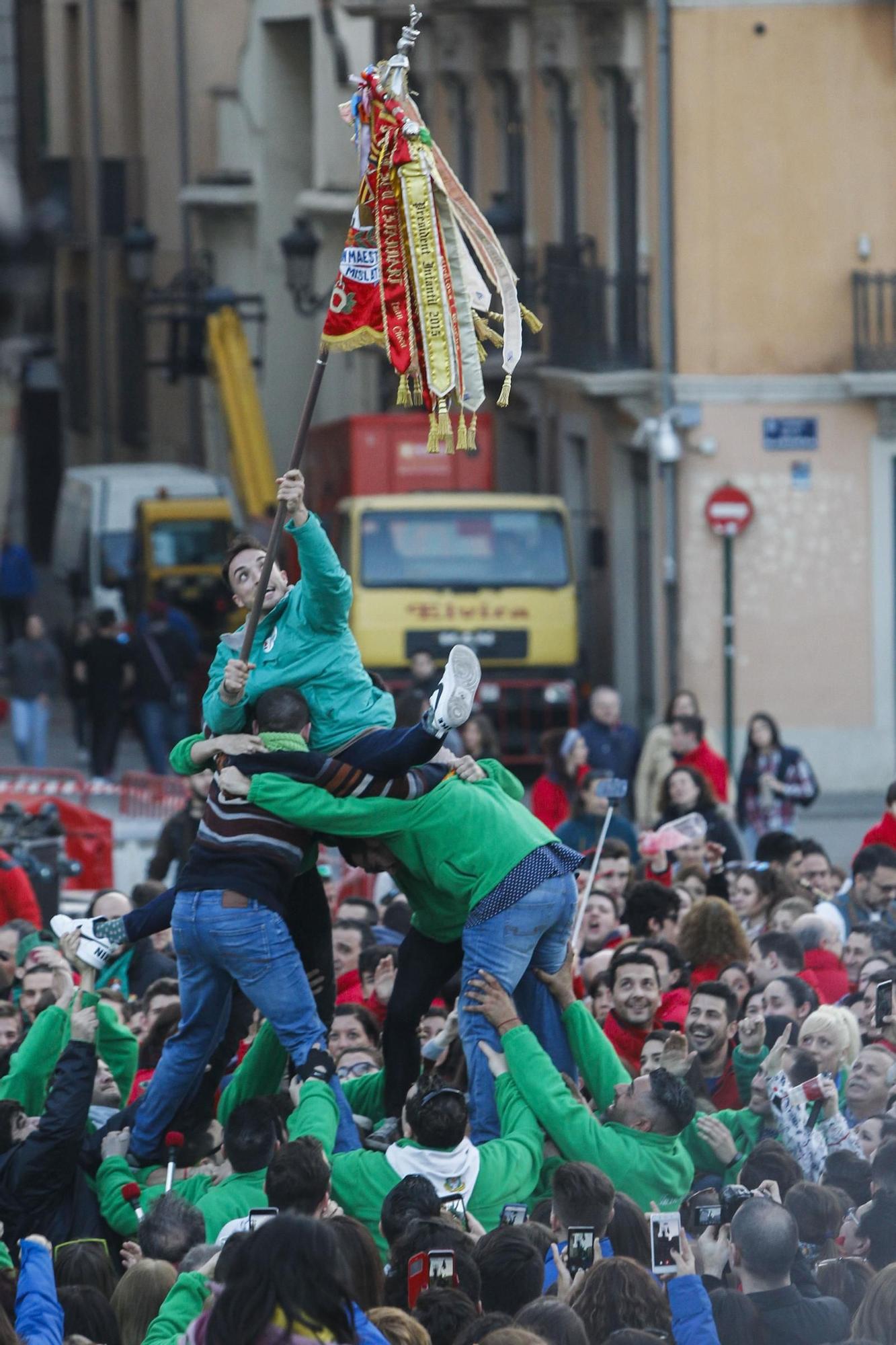 Falleras (y falleros) por el aire. La otra cara de la Crida (2016-2020)