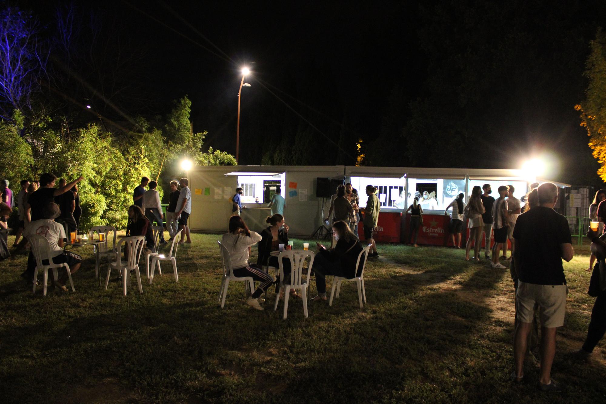 Música a càrrec dels grups «Penélope» i «Minibus» per les Revetlles de Sant Pere