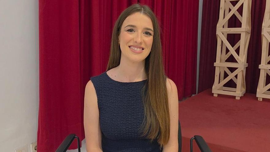 Blanca Rodenas Maestro / 26 años / Plaça de la Creu-Els Angels