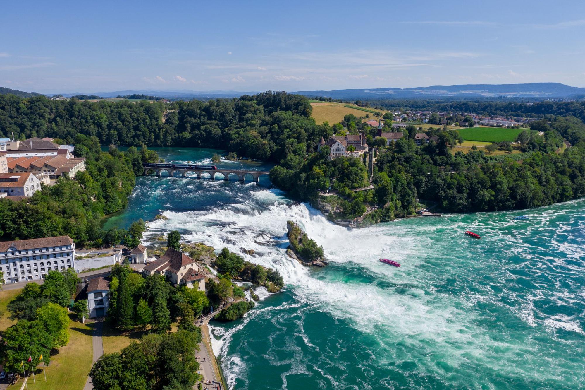 Las famosas cataratas suizas son ideales para los amantes de la adrenalina