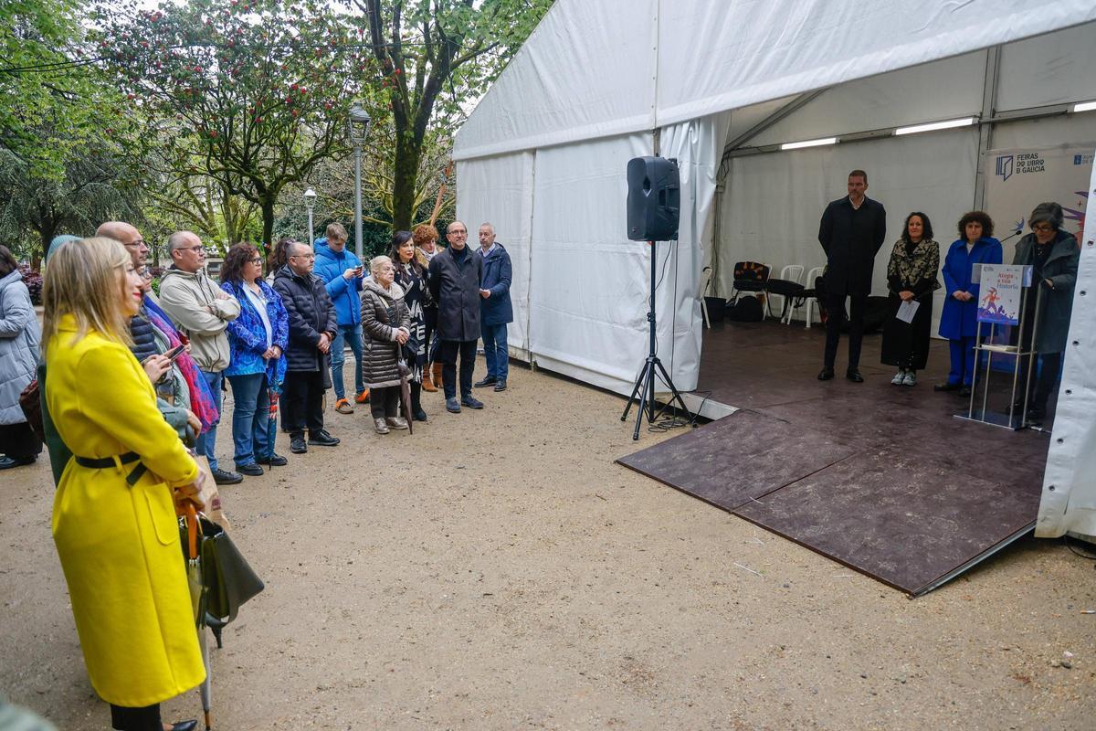 Inauguración de la feria del libro en Santiago