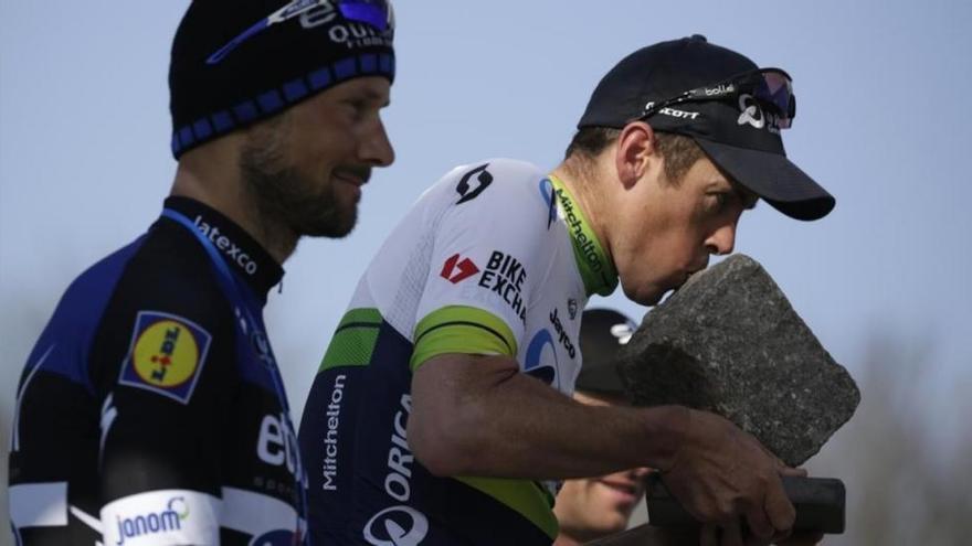 El veterano Hayman sorprende a Boonen en la París-Roubaix