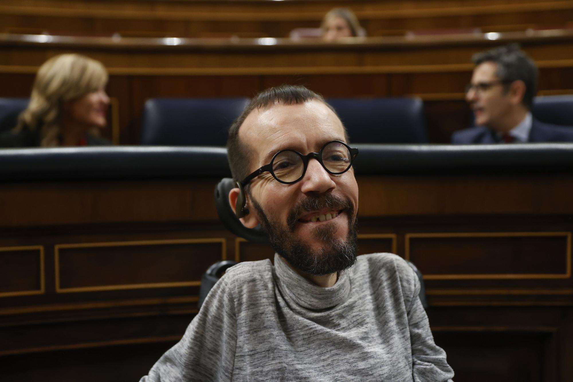 El portavoz de Unidas Podemos, Pablo Echenique, durante la sesión de control del Gobierno celebrada este miércoles en el Congreso en Madrid.