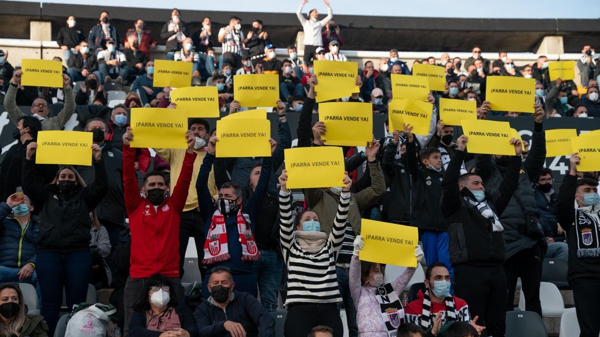 La afición, durante el pasado sábado en el Nuevo Vivero