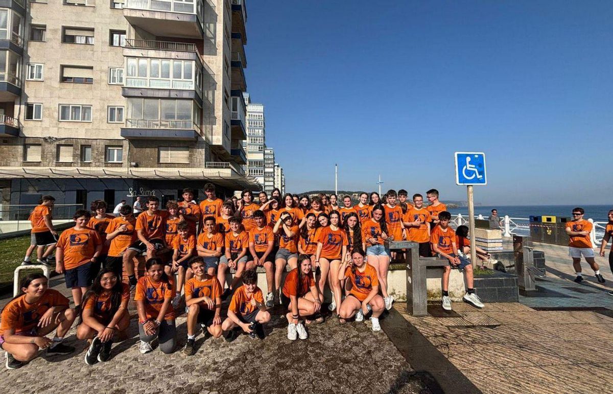 Una actividad en el patio. | FIRMA