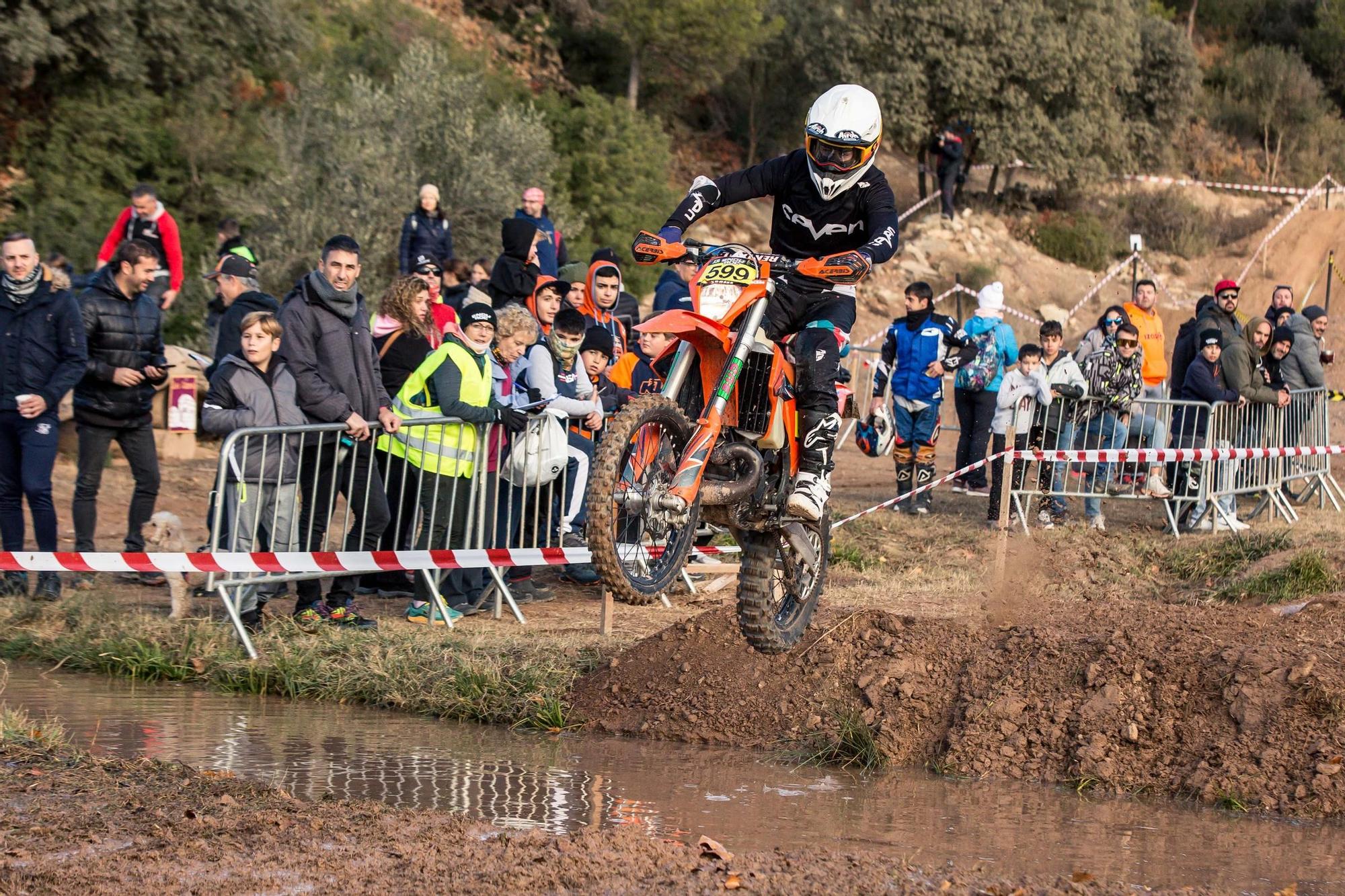 L'EnduRoc aplega més 700 pilots a Les Comes, Súria