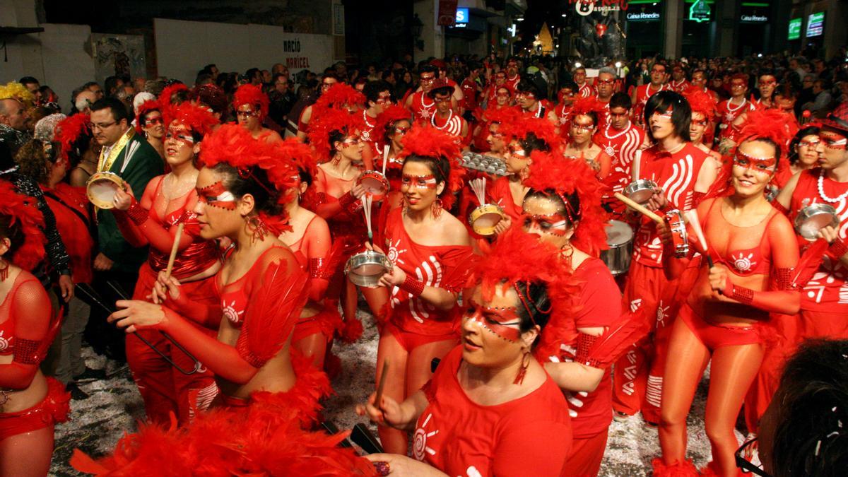 La Rua de la Disbauixa del Carnaval de Sitges, en una foto de archivo.