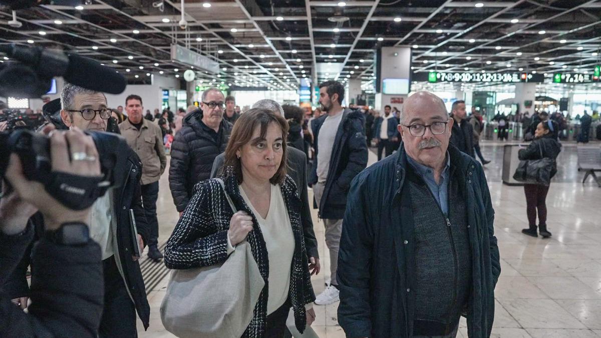 Renfe y Adif pactan con la Generalitat 10 compromisos para mejorar la red ferroviaria tras el caos de esta semana
