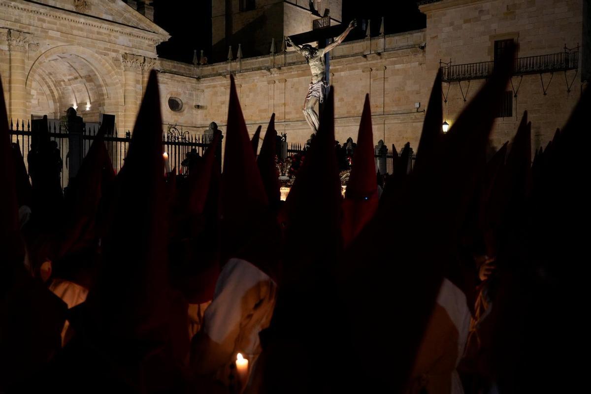 GALERÍA | Las imágenes más impresionantes de la procesión del Silencio este Miércoles Santo en Zamora