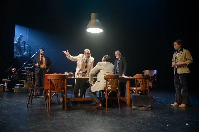 Pase gráfico del estreno absoluto de la obra de teatro "Siete hombres buenos", de Juan Mayorga, protagonizada por Blanca Rodríguez, Miguel Ángel Maciel, Tony Báez, José Luis Massó, José Luis Madariaga, Abraham Santacruz, Ruth Sánchez y Luis O'Malley.  | 04/02/2020 | Fotógrafo: Tony Hernández