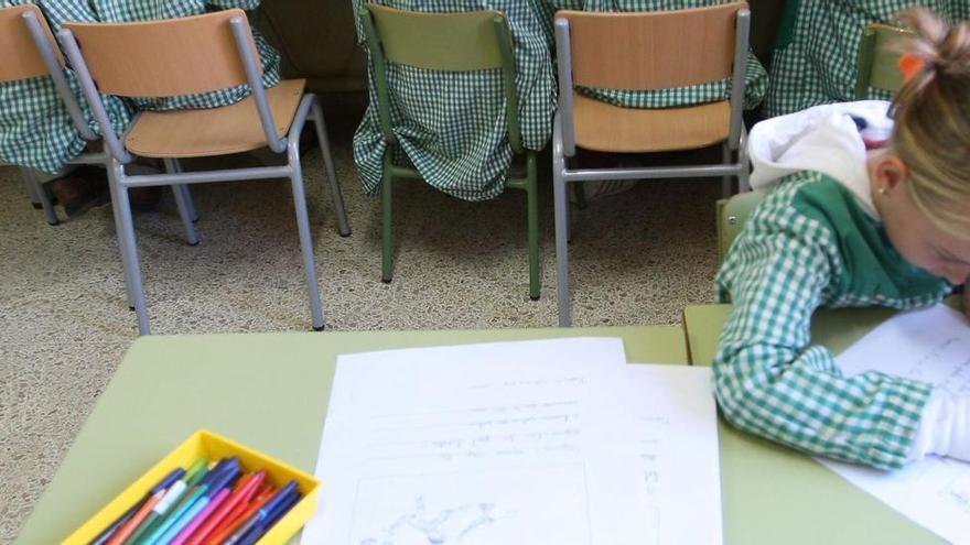 Tecnología en las aulas: De la entrega total a las dudas y críticas