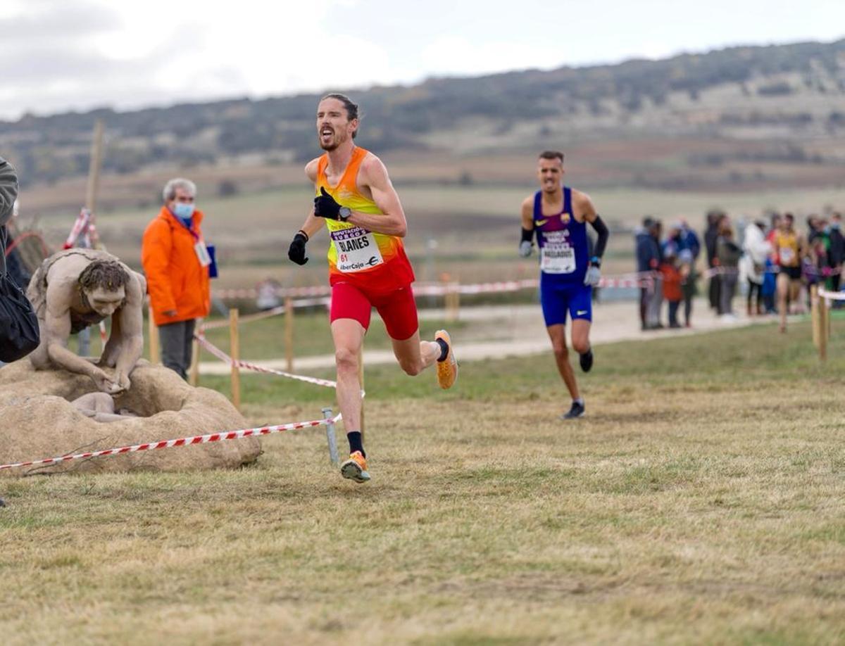 El cas de l’atleta que no pot competir després de la tercera dosi de la vacuna