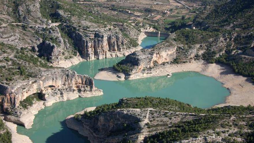 Acuaes inicia las obras de la nueva presa para el embalse de Santolea