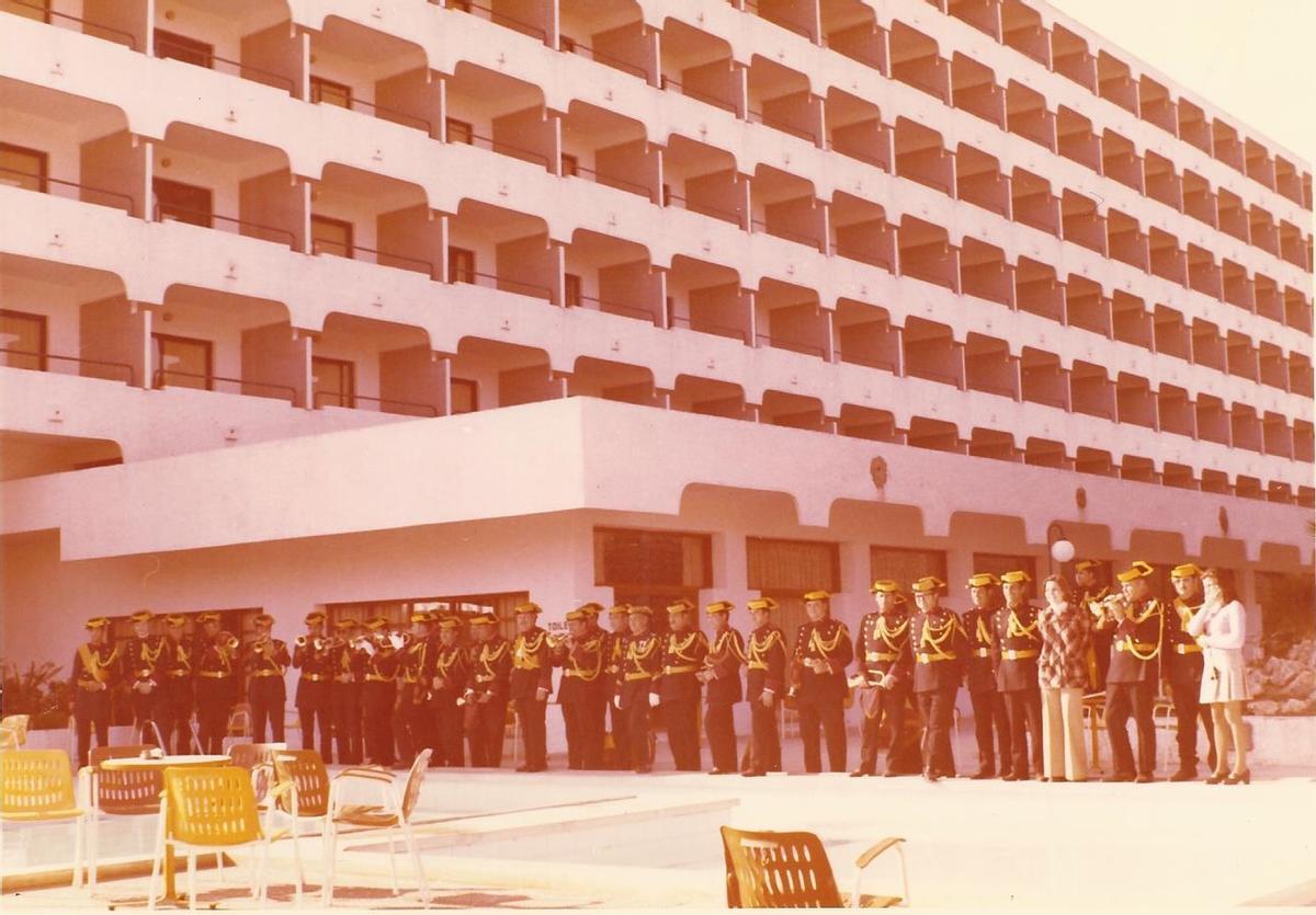 Hotel Poseidón, nov 1973. Hotel Poseidón, nov 1973.