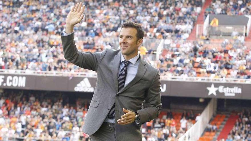 El exdeportivista Marchena, homenajeado en Mestalla