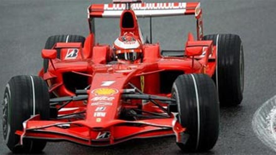 Raikkonen renueva con Ferrari hasta finales de 2010