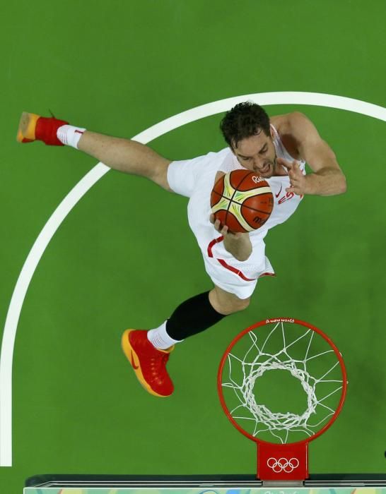 Basketball - Men's Semifinal Spain v USA