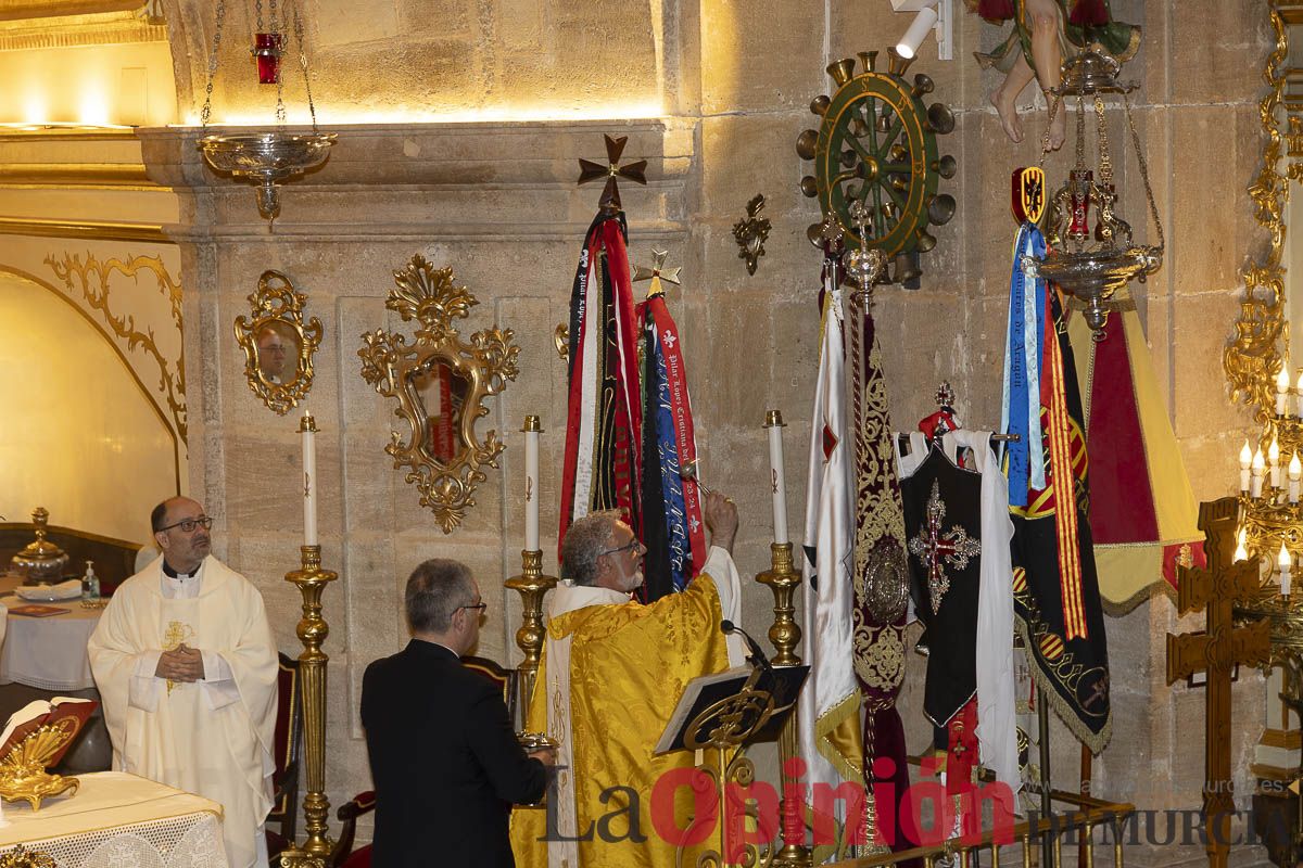 Coronación de los Reyes Cristianos y bendición de banderas del Bando Cristiano en Caravaca