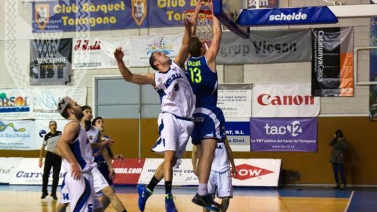 Partido entre el Tarragona Básquet 2017 y el Melilla