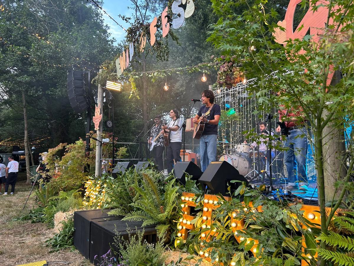 EN IMÁGENES: El Songs for an Ewan Day reconquista Salinas en el bosque del Agüil