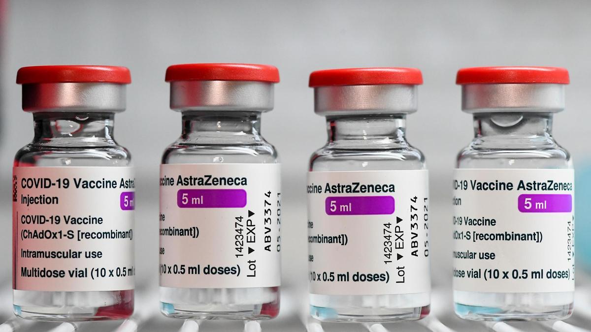 Italy resumes AstraZeneca COVID-19 vaccinations, in Milan