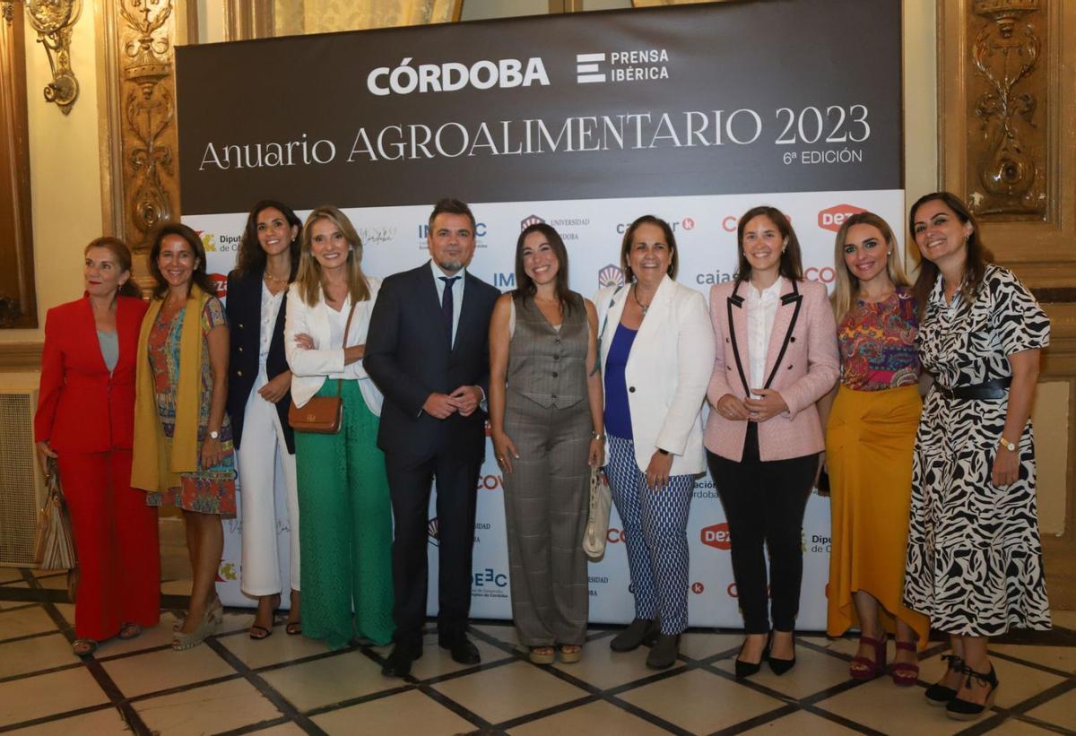 Rafael Romero, junto a representantes de la Universidad y la política cordobesa.