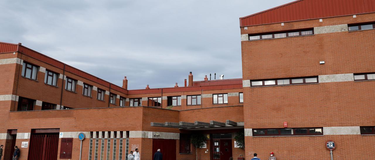 Exterior del Albergue Covadonga.