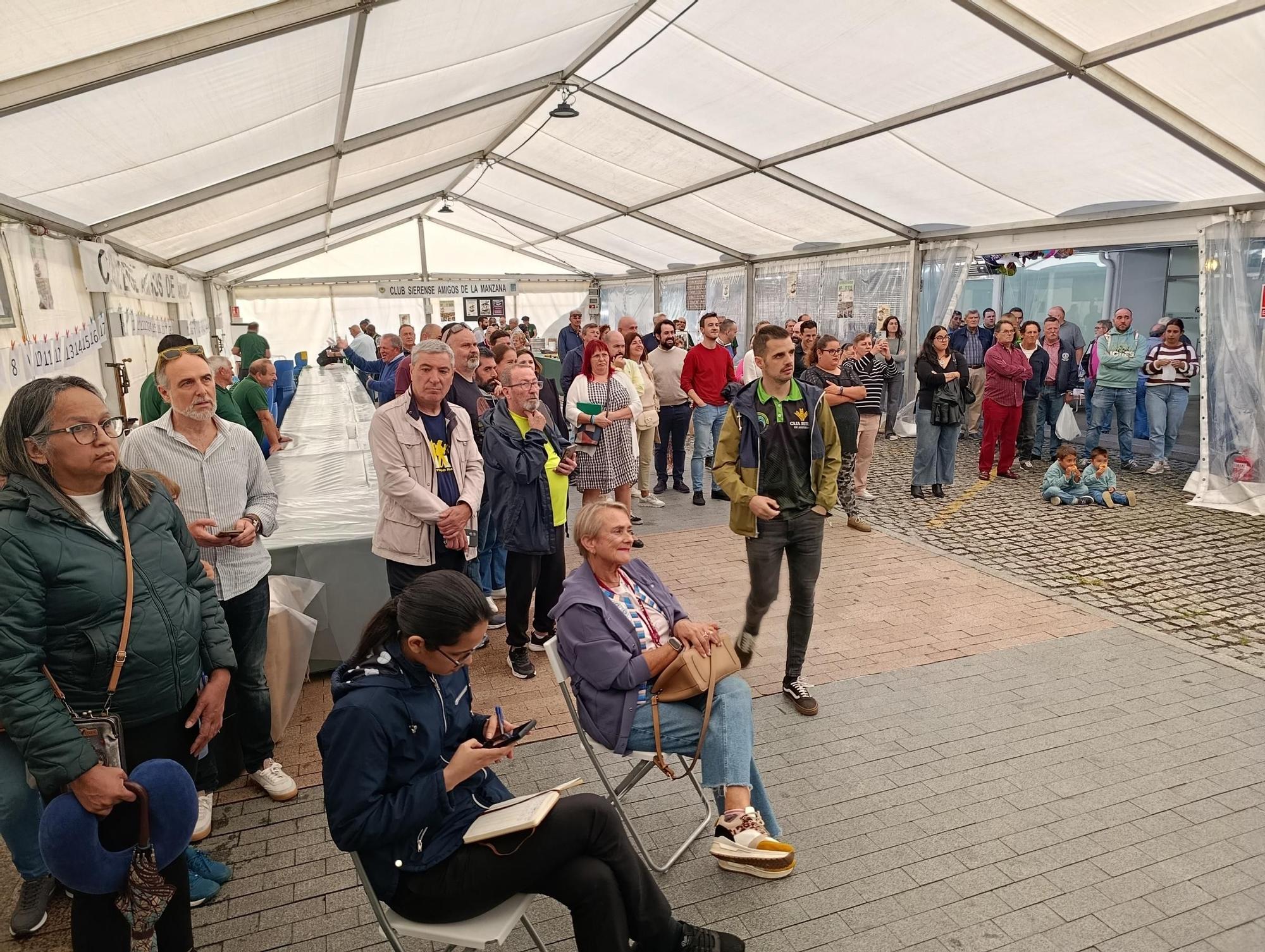 Amauris La Pauta, ganador del Concurso de Escanciadores de Pola de Siero