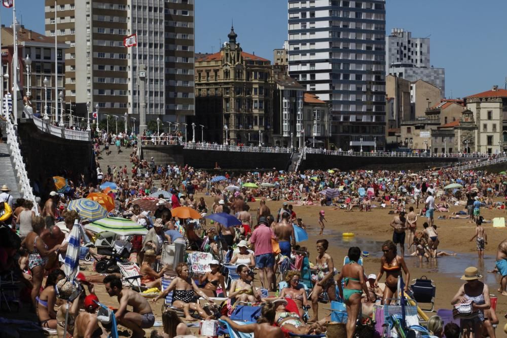 Día de playa en Asturias