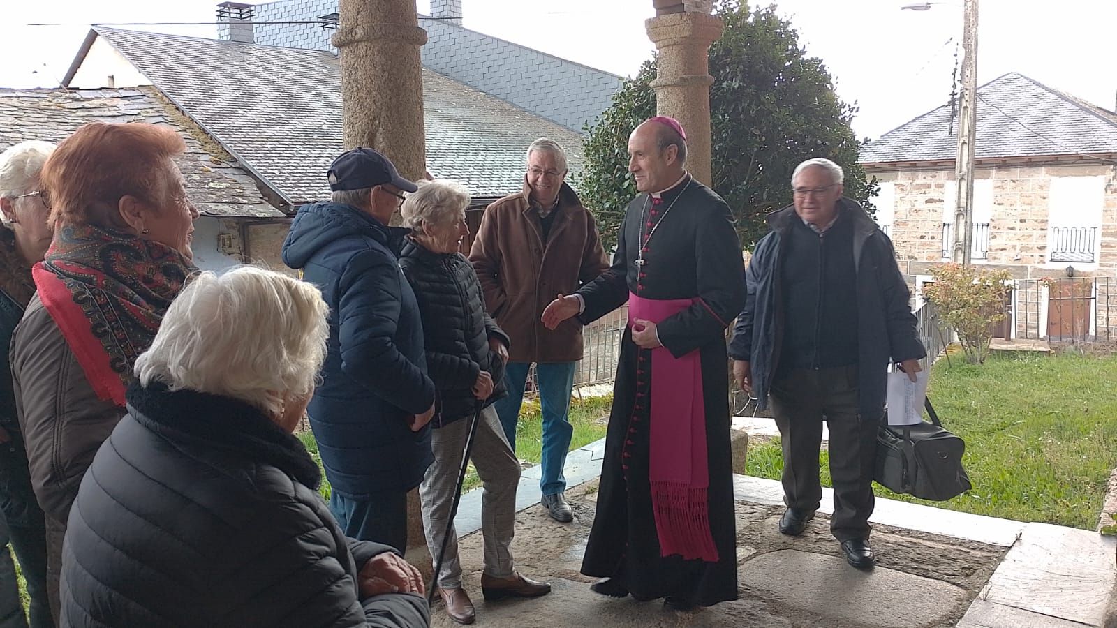 El obispo de Astorga visita Ferreros, Paramio, Robleda, Cervantes, Valdespino y San Juan de la Cuesta
