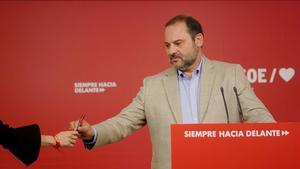 undefined48192357 madrid 17 05 2019   politica  rueda de prensa de jose luis a190617133743