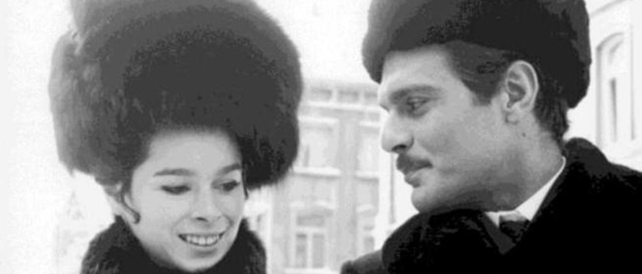 Geraldine Chaplin (Tonya) y Omar Shariff (Zhivago)