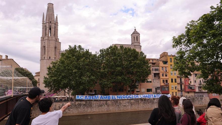 Temps de Flors, escenari de la protesta del Sindicat d'Habitatge contra la turistificació