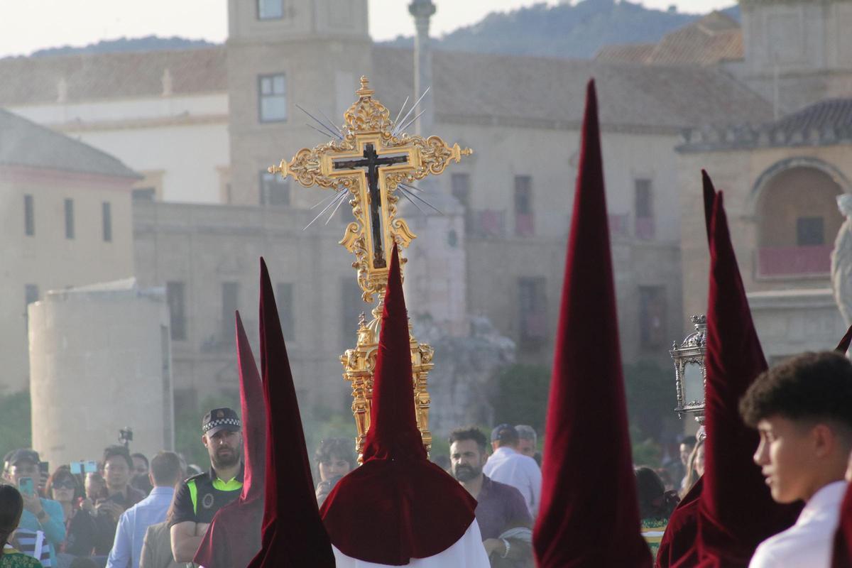 La Hermandad de la Vera Cruz en la tarde del Lunes Santo La Hermandad de la Vera Cruz en la tarde del Lunes Santo
