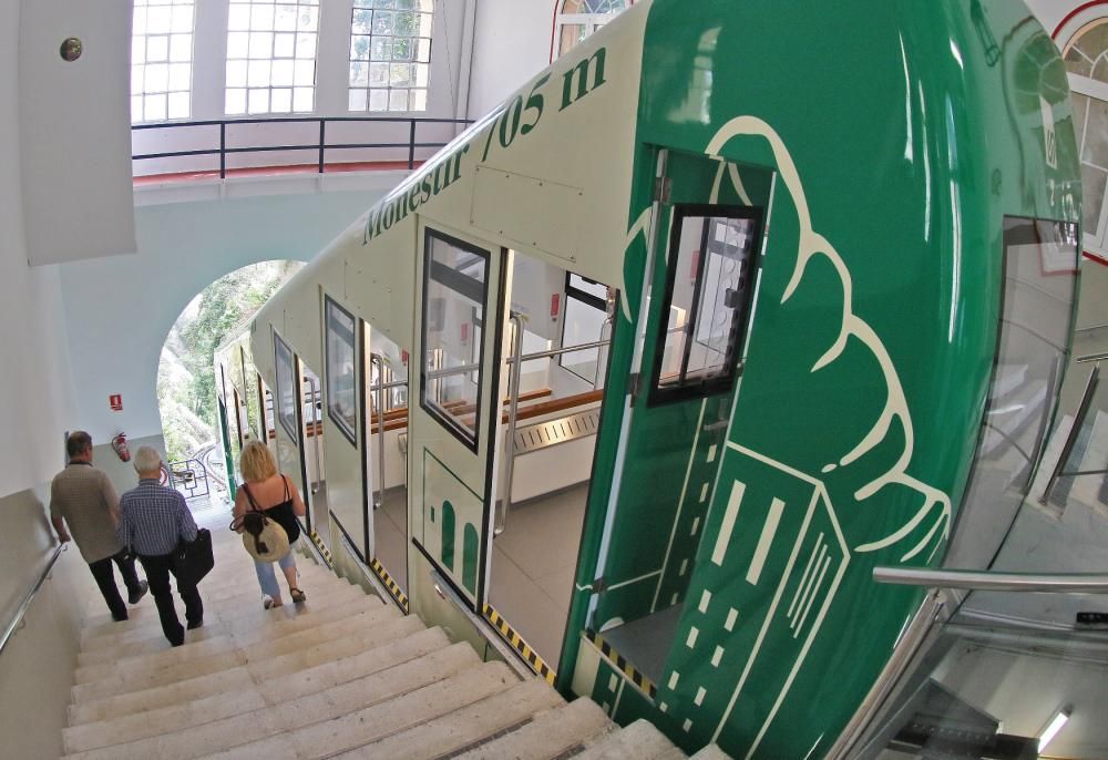 El funicular de la Santa Cova torna a funcionar