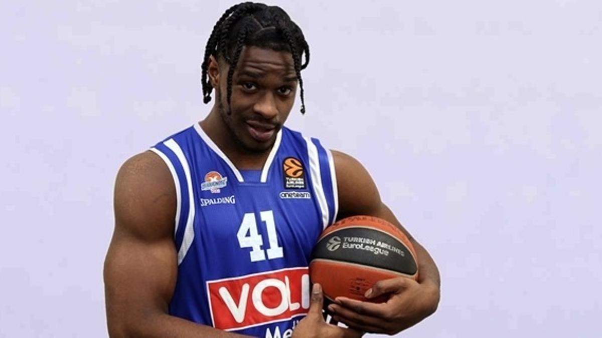 Devin Williams, con la camiseta del Buducnost.